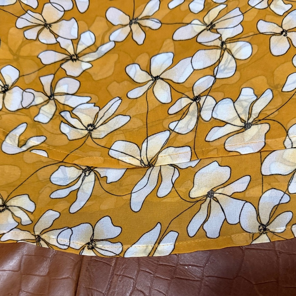 CAbi Mustard and Cream Floral Blouse small sheer - Picture 3 of 6
